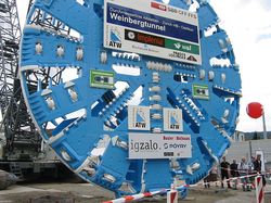 En Zurich, Suiza, concluye la excavacin del tnel ferroviario de Weinberg
