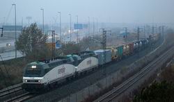 Entra en servicio el primer corredor transfronterizo de mercanc�as en ancho internacional entre Espa�a y Francia 