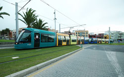 Ocho meses de condena por agredir a una revisora del Tranvía de Tenerife