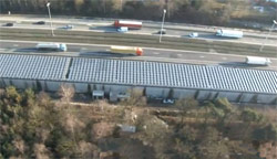 Un falso t�nel de la l�nea Amberes-Par�s, central fotovoltaica
