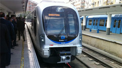 En servicio las tres primeras unidades de la serie 900 de Euskotren