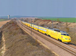 Un tren de demostraci�n de alta velocidad de mercanc�as circula entre Lyon y Londres