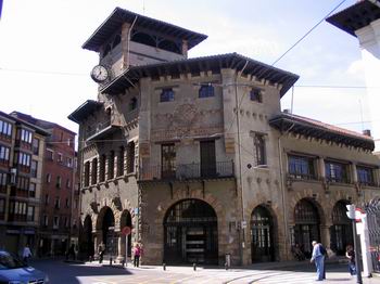 Un estudio plantea trasladar de Atxuri a Abando el final de la línea Bilbao-San Sebastián