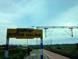 Tres empresas españolas elaborarán el proyecto de viabilidad de la línea de alta velocidad Howrah-Haldia, en India