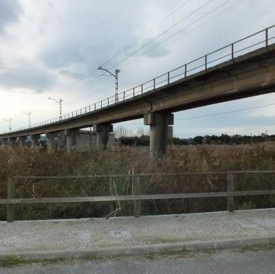 Refuerzo del viaducto de Raos de la lnea de ancho mtrico Bilbao-Santander