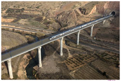 Adjudicado por 61,2 millones el mantenimiento de la línea de alta velocidad Madrid-Barcelona-Frontera francesa