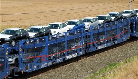 Competencia incoa un expediente sancionador a Renfe, Transfesa y varias empresas filiales