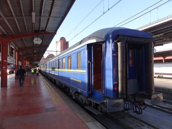 Un coche histórico del Museo del Ferrocarril, apadrinado por la Comunidad de  Madrid