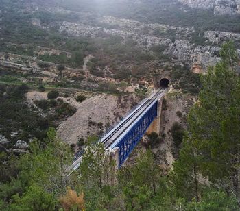 Obras de mejora de la vía entre las estaciones valencianas de El Rebollar y Buñol