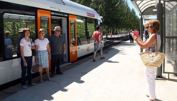 Ayer se inició la operación de los nuevos trenes en la línea de La Pobla de Segur