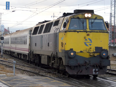 Locomotora 333 - 100. Fuera de servicio