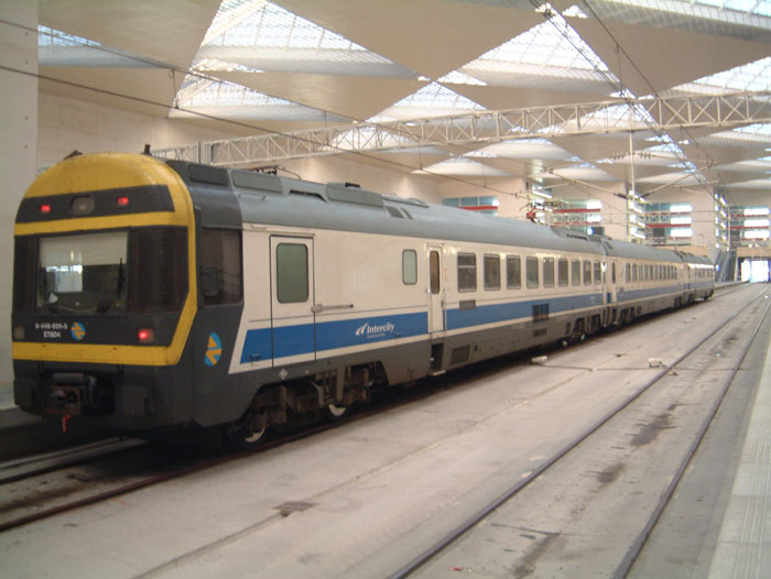 Electrotr�n 448-026 realizando el intercity 209 procedente de Logro�o con destino Madrid-Chamart�n