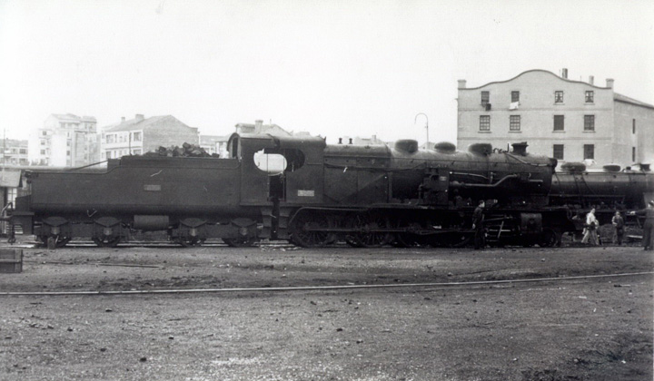 Locomotora "Mastodonte" de la serie 4300 de Norte. Fotografa de Juan Bautista Cabrera