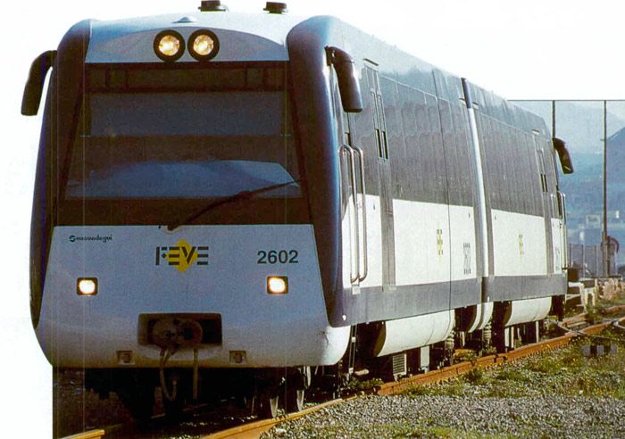 Unidad 2600 de Feve, remodelada de los MAN, puesta en circulaci�n en 2000.