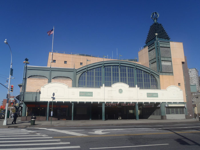 Terminal del Metro en Coney Island