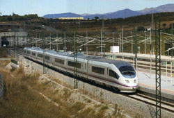 Primer da de servicio del AVE Barcelona-Figueras con 2.375 viajeros