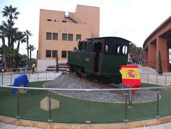 Una antigua locomotora militar restaurada para la ciudad de Melilla