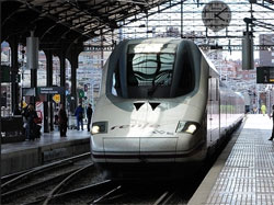 Refuerzos en los trenes entre Valladolid y Salamanca para asistir a la Nochevieja Universitaria