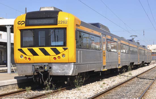 Portugal frena el alquiler de trenes a Espa�a