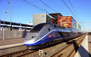 Los trenes directos Renfe-SNCF en Cooperacin cumplen tres aos
