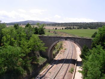 Obras para suprimir siete limitaciones temporales de velocidad en la l�nea Zaragoza�Teruel�Sagunto