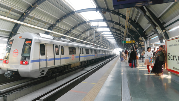 Indra suministrar los sistemas de billtica para catorce estaciones del Metro de Delhi