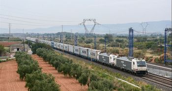 Incremento del 14 por ciento del trfico ferroviario entre el Puerto de Barcelona y Zaragoza