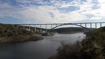 Nuevo premio internacional para el viaducto de Almonte, en la línea de alta velocidad Madrid-Extremadura