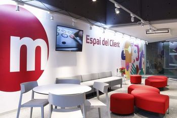 Metrovalencia abre al p�blico el primer Espacio del Cliente en la estaci�n de Col�n