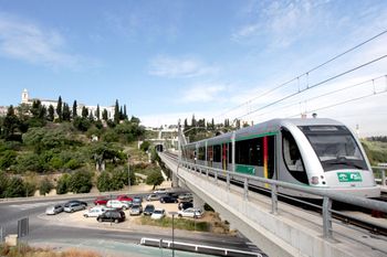 Primera reunión de la comisión técnica para la ampliación del Metro de Sevilla