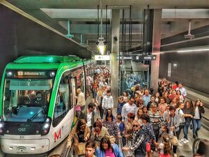 Metro de Granada supera los cinco millones de viajeros en el primer semestre del año