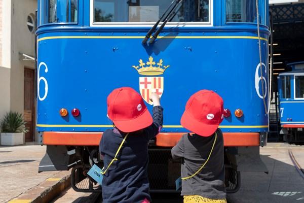 Transportes Metropolitanos de Barcelona cierra el curso con 9.478 participantes en actividades educativas
