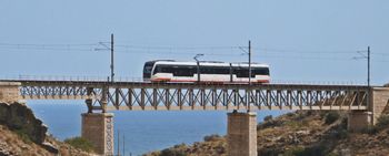 Comienza la rehabilitación del viaducto del barranco de Aigües, en la línea 1 del Tram de Alicante a su paso por El Campello