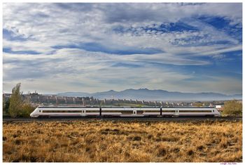 Instalación de láminas de control solar en veinte trenes Madrid-Talavera-Extremadura