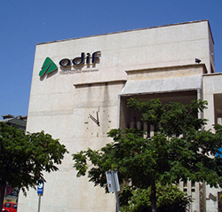 Adif instala un nuevo sistema de información al viajero en Jaén