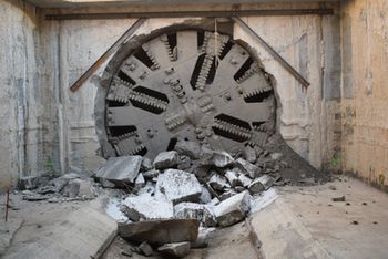 Calado el túnel para el nuevo acceso ferroviario a la T1 del aeropuerto de Barcelona-El Prat