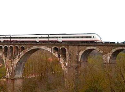 Las obras de mejora en tres puentes de la lnea Soria-Torralba afectarn al servicio entre Almazn y Soria