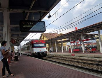 Adif invertirá 2.244 millones de euros en la mejora y renovación de la red convencional y cercanías en 2019