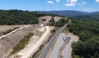 Adjudicados la asistencia y el control de las obras de superestructura del tramo Pedralba-Orense