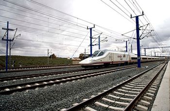Adjudicado el suministro de balasto para la renovaci�n de la l�nea de alta velocidad Madrid-Sevilla