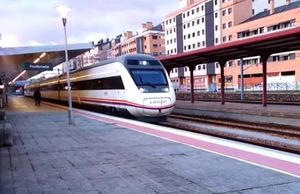 El primer Regional Exprés León-Ponferrada recupera su horario habitual