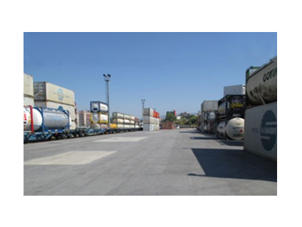 Adif licita la gestión de la terminal de mercancías de Granollers 
