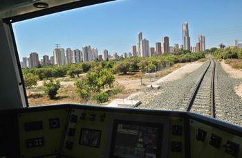 Comienza el proceso de licitación para adaptar los andenes del tranvía de Alicante a los nuevos trenes duales