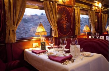 Los trenes turísticos de Renfe inician su temporada 2019