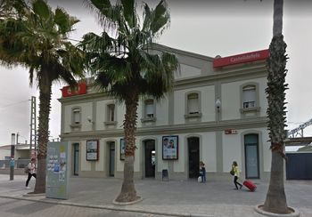 Licitada la redacci�n de los estudios para remodelar las estaciones de Montcada-Bifurcaci�n y Castelldefels