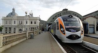 Los Ferrocarriles Alemanes firman un acuerdo de cooperacin con Ucrania