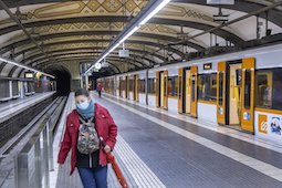 La demanda de transporte p�blico en Barcelona cay� por debajo del 10 por ciento en abril