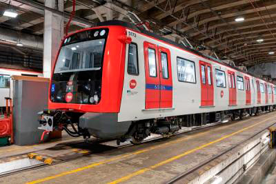 Incorporadas a la l�nea 5 de Metro de Barcelona cuatro composiciones 5000 de segunda generaci�n