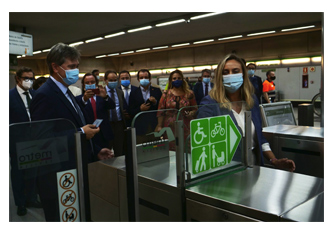 Metro de Sevilla implanta un sistema de pago del billete con tarjeta bancaria o desde el m�vil