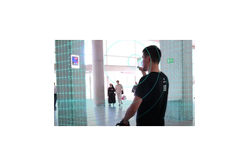 Metro Bilbao prueba un dispositivo de gu�a en sus estaciones para personas con discapacidad visual